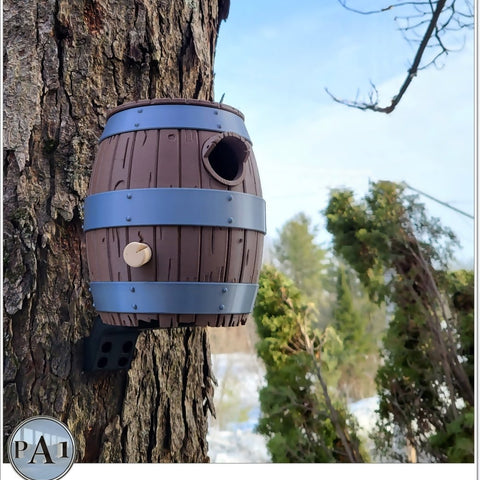 The Old Barrel Birdhouse – Rustic Whiskey Barrel-Inspired Bird House for Garden or Porch